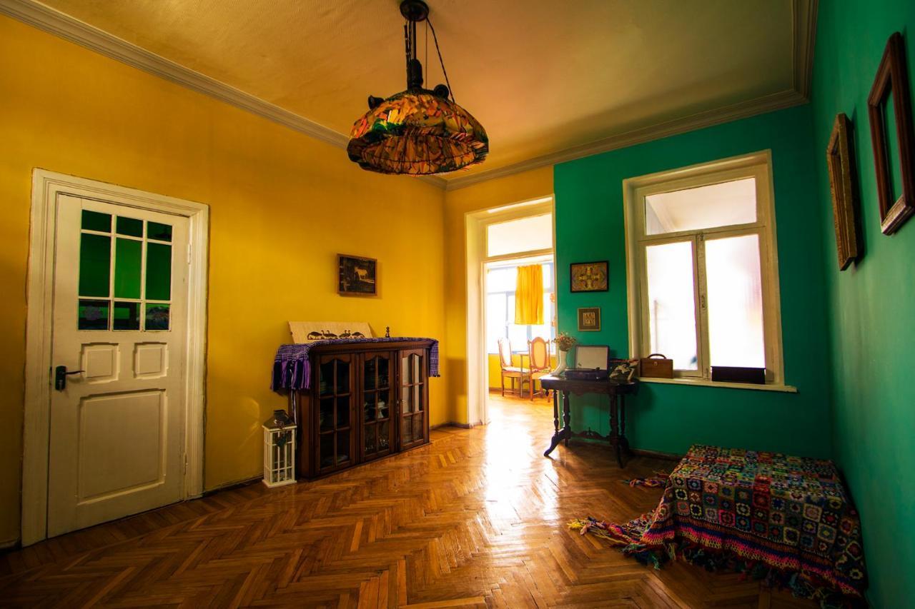 Royz Hostel Tbilisi Esterno foto